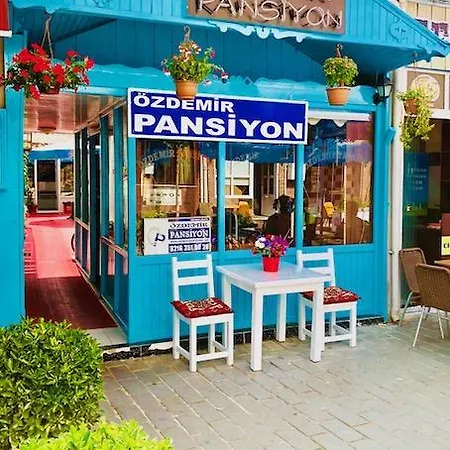 Otel Ozdemir Heybeliada